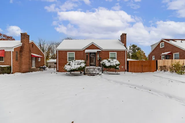 an outdoor space view with a garden
