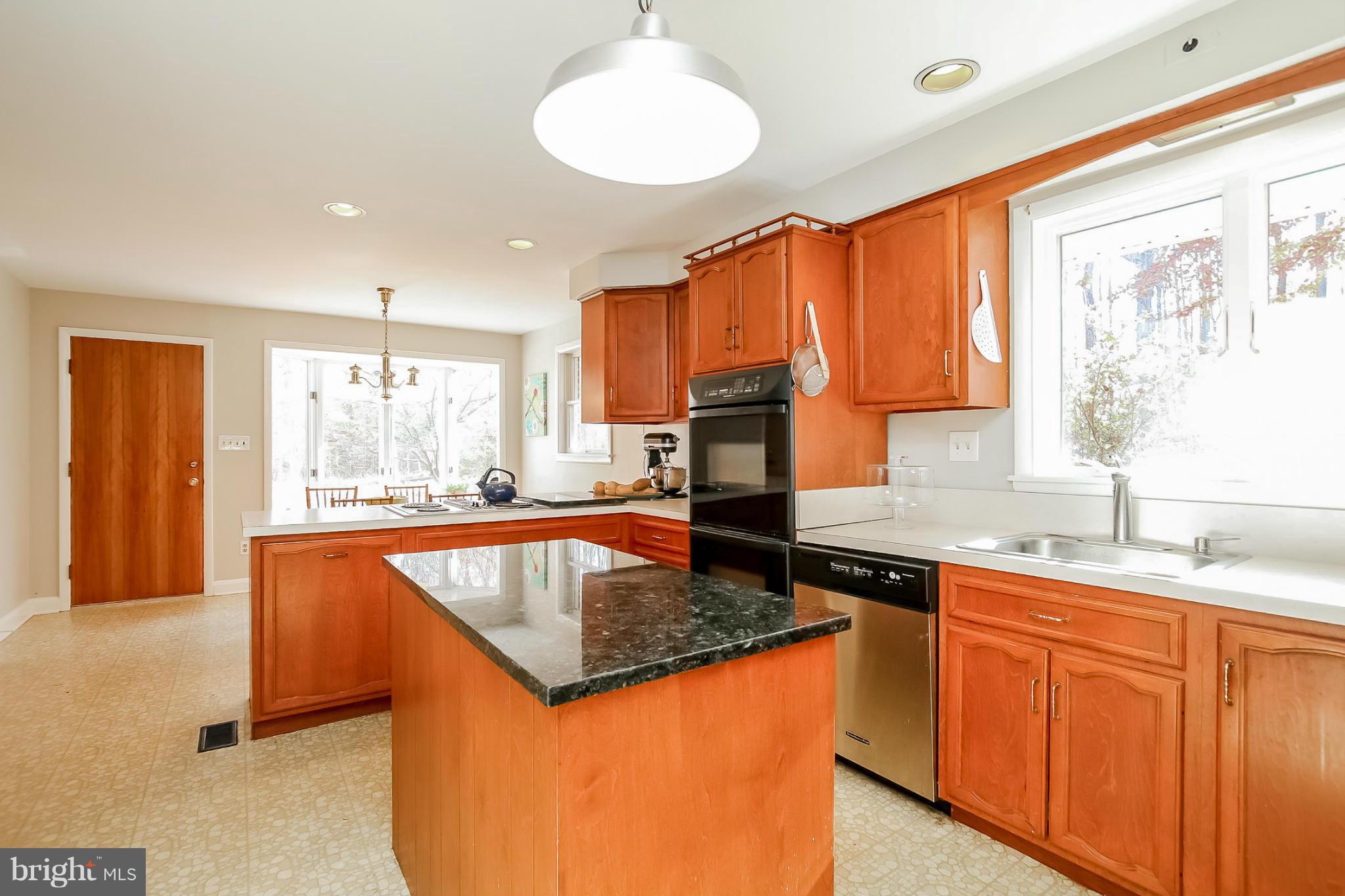 4201 Green Glade Road Phoenix, MD 21131 - Photo 18 of 30 Kitchen