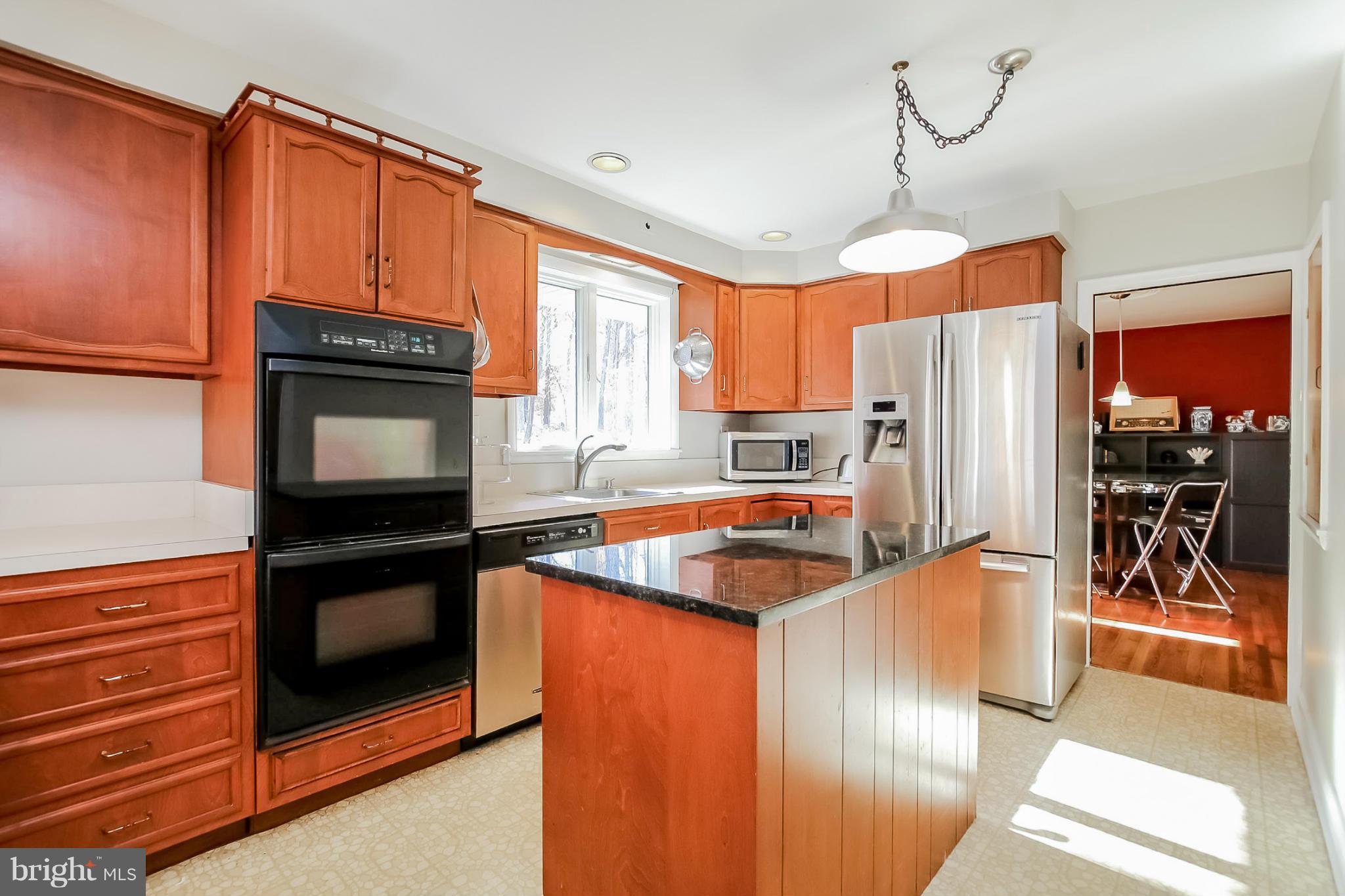 4201 Green Glade Road Phoenix, MD 21131 - Photo 3 of 30 Kitchen
