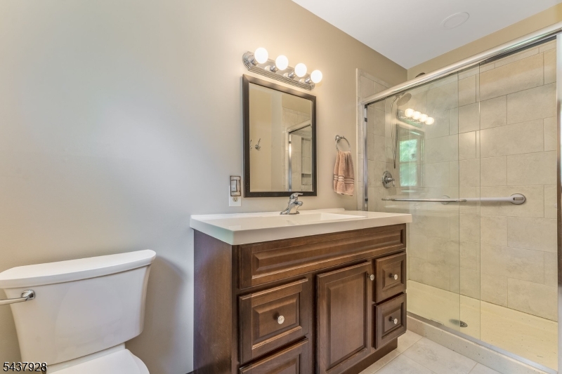 5 Hibbler Road Lebanon, NJ 08833 - Photo 5 of 16