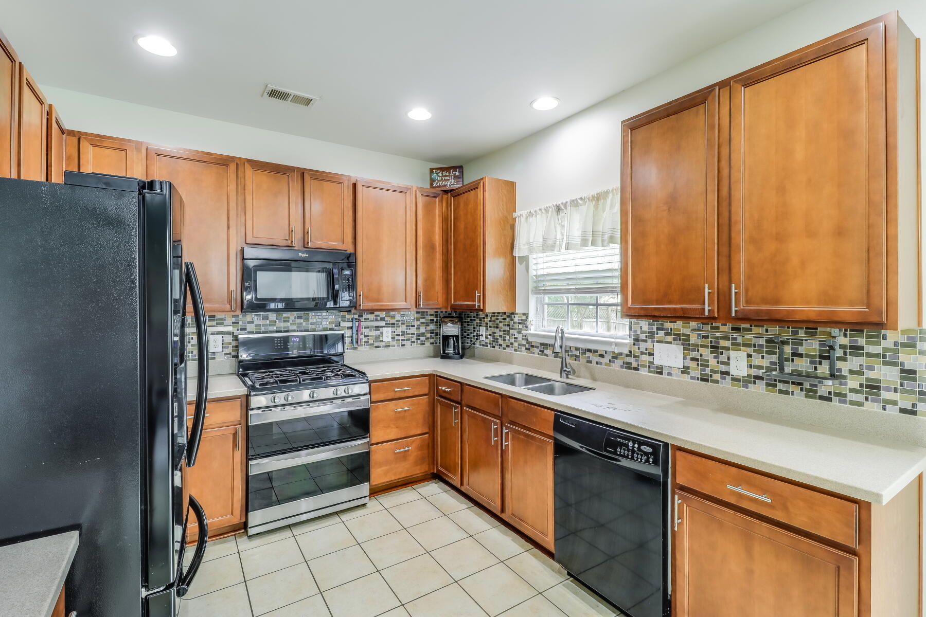 156 Red Leaf Boulevard Moncks Corner, SC 29461 - Photo 7 of 34 IMG_6071