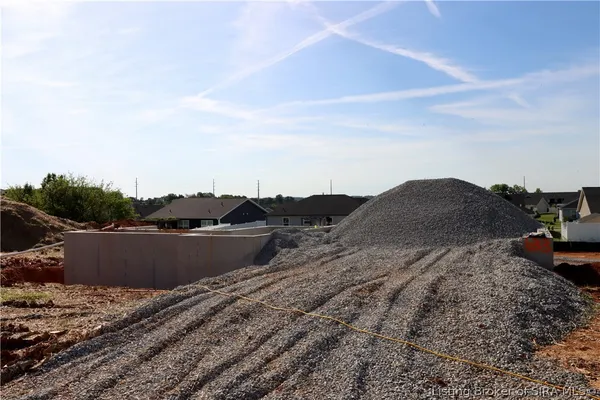 $399,900 | 1126-lot 633 Bella Way, Jeffersonville, IN 47130
