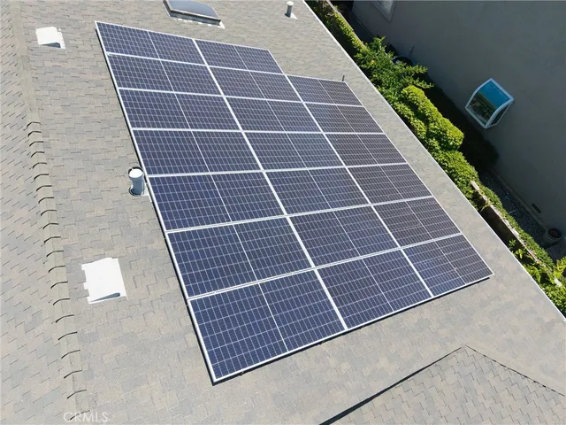 a view of a lake from a yard