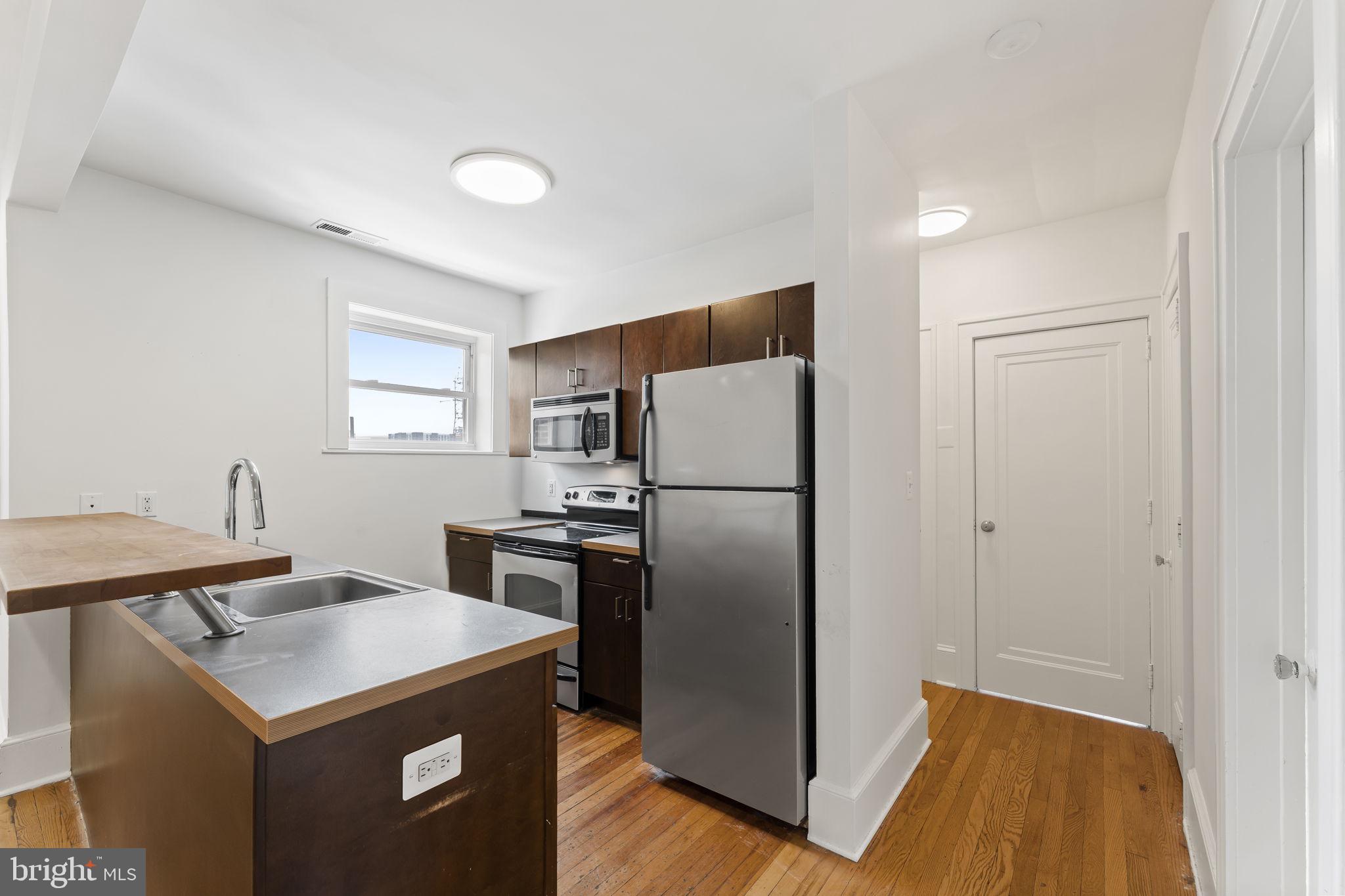 5150 Ridge Avenue, Unit 2 Philadelphia, PA 19128 - Photo 3 of 23
