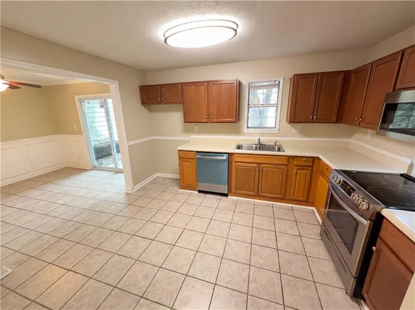 $183,000 | 105 Vineyard Pond Drive Northwest, Norcross, GA 30071