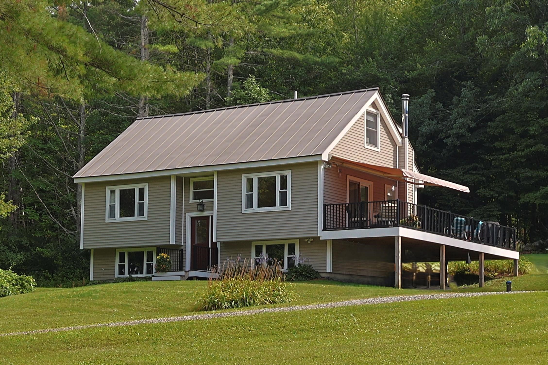 795 Center Of Town Road Hartford, VT 05001 - Photo 1 of 60 Gallery Image 1