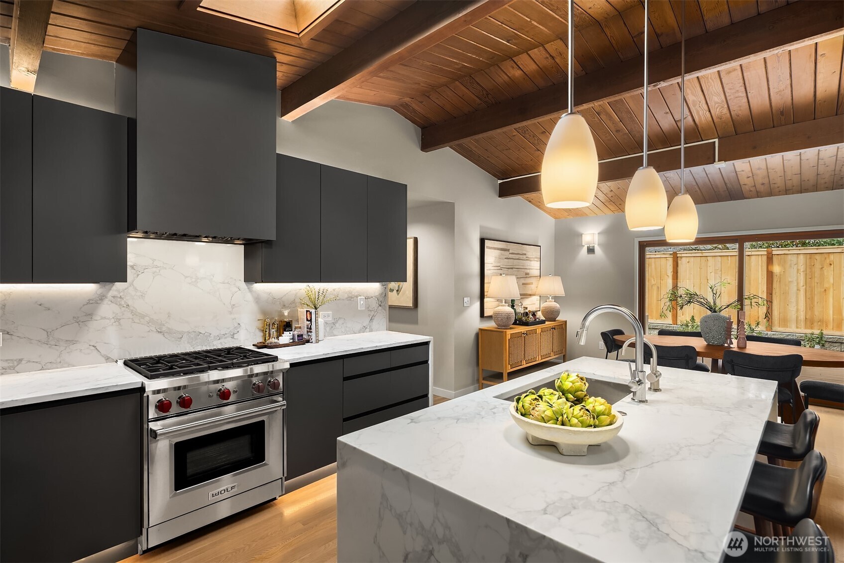 5409 Northeast 54th Street Seattle, WA 98105 - Photo 14 of 34