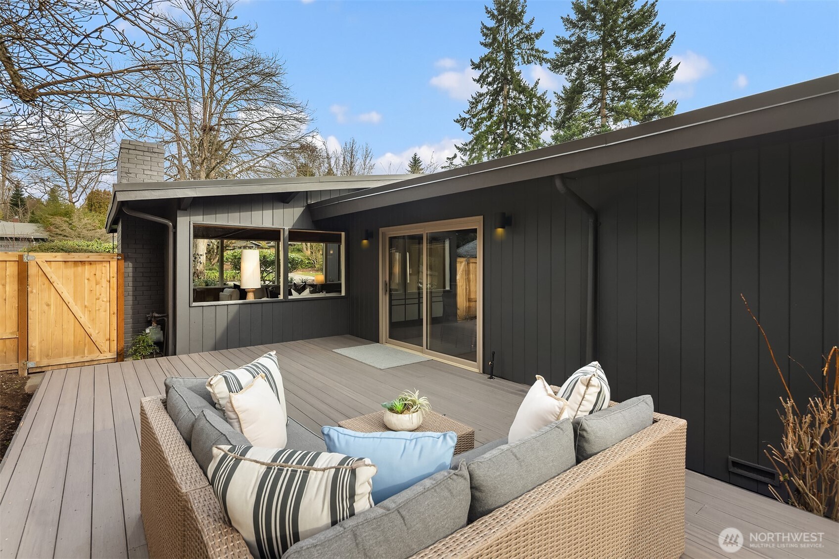 5409 Northeast 54th Street Seattle, WA 98105 - Photo 28 of 34