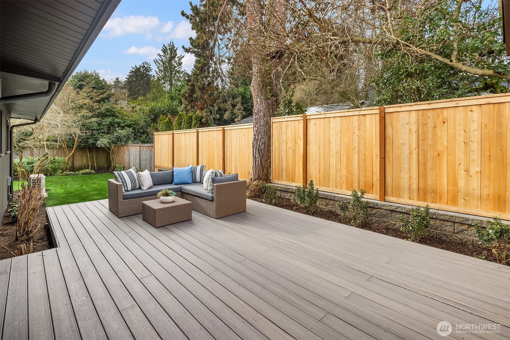 5409 Northeast 54th Street Seattle, WA 98105 - Photo 29 of 34