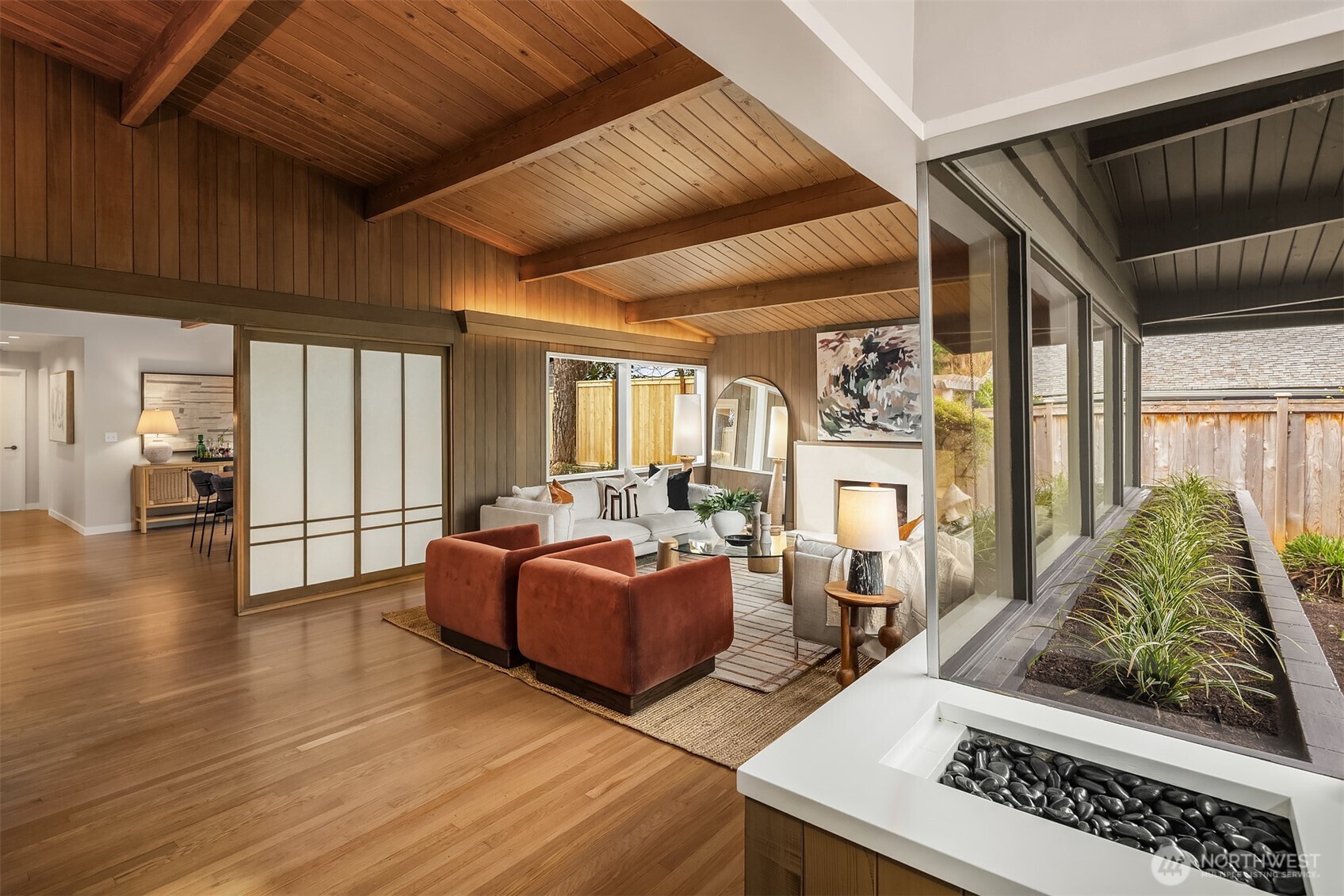 5409 Northeast 54th Street Seattle, WA 98105 - Photo 3 of 34