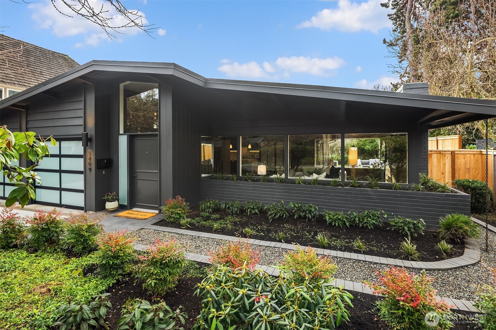 5409 Northeast 54th Street Seattle, WA 98105 - Photo 33 of 34