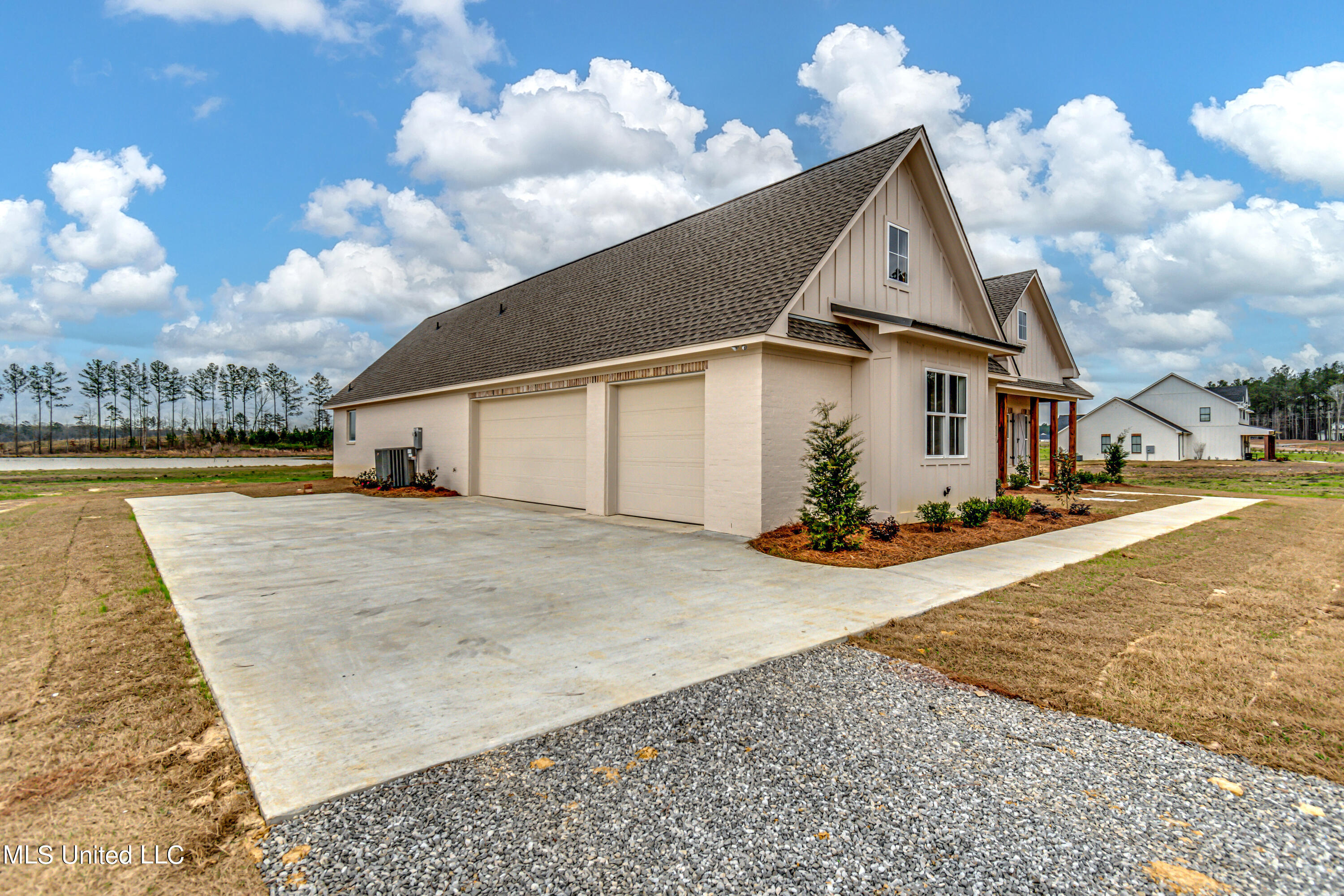 348 Stump Ridge Road Brandon, MS 39047 - Photo 6 of 66 348 Stump Ridge Rd--54