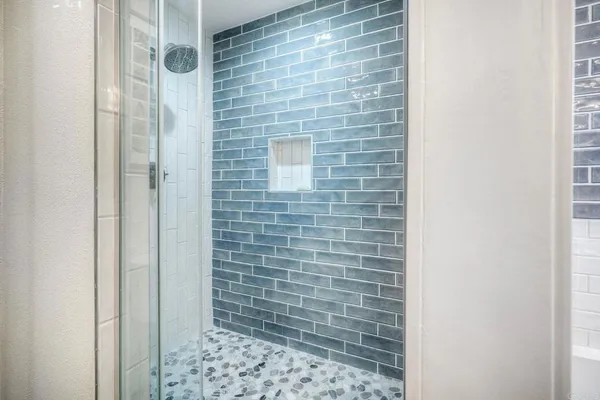 $5,200 | 823 Kalpati Circle, Unit 101, Carlsbad, CA 92008