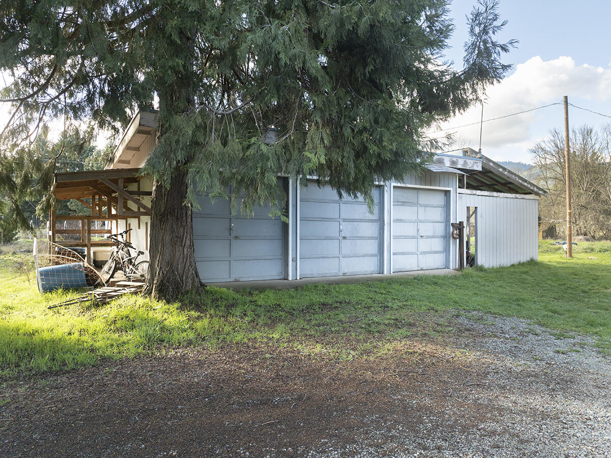 1392 Cedar Flat Road Williams, OR 97544 - Photo 17 of 56 17