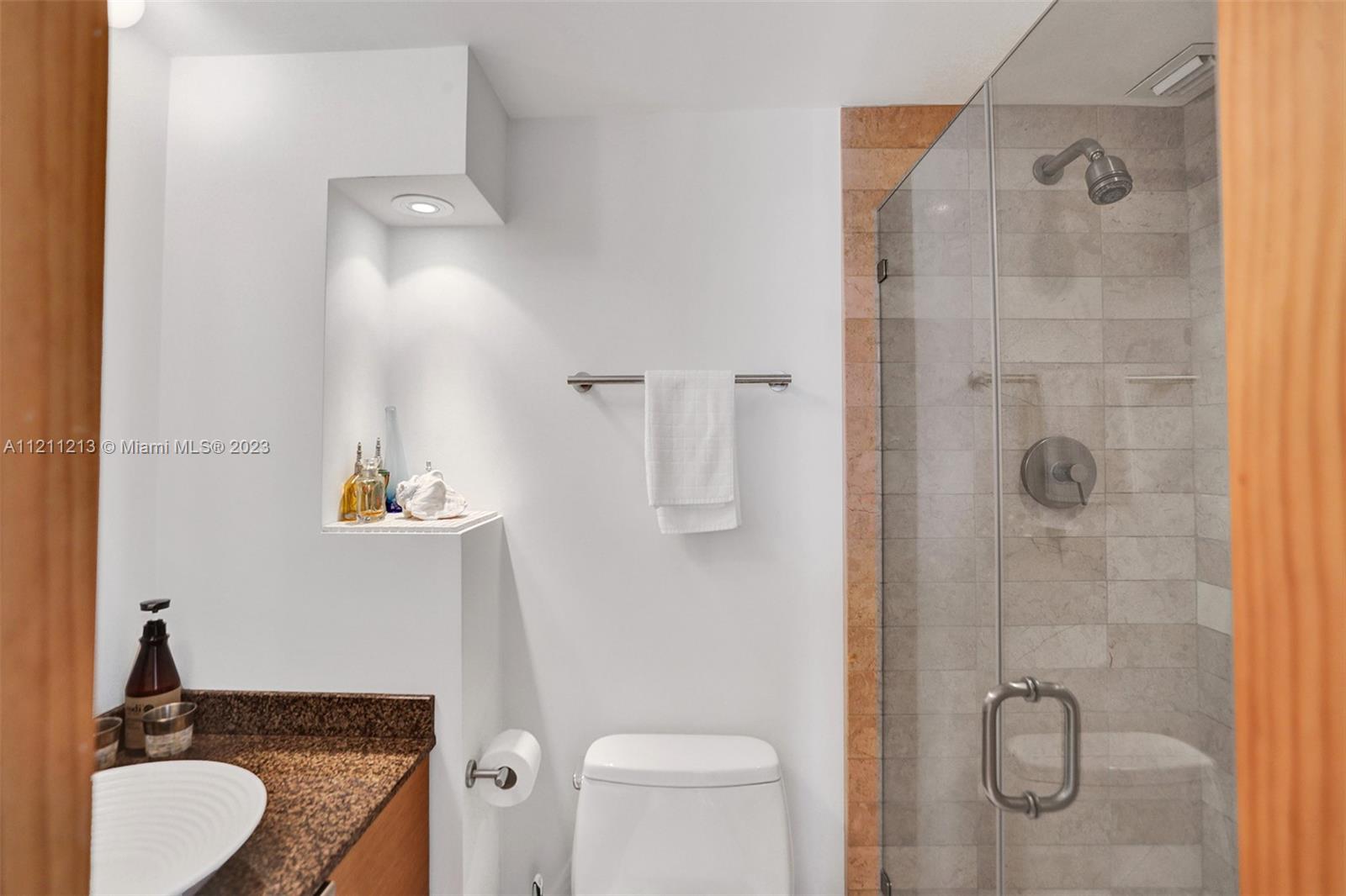 200 Southeast 15th Road, Unit 16C Miami, FL 33129 - Photo 14 of 41 Gallery Image 14