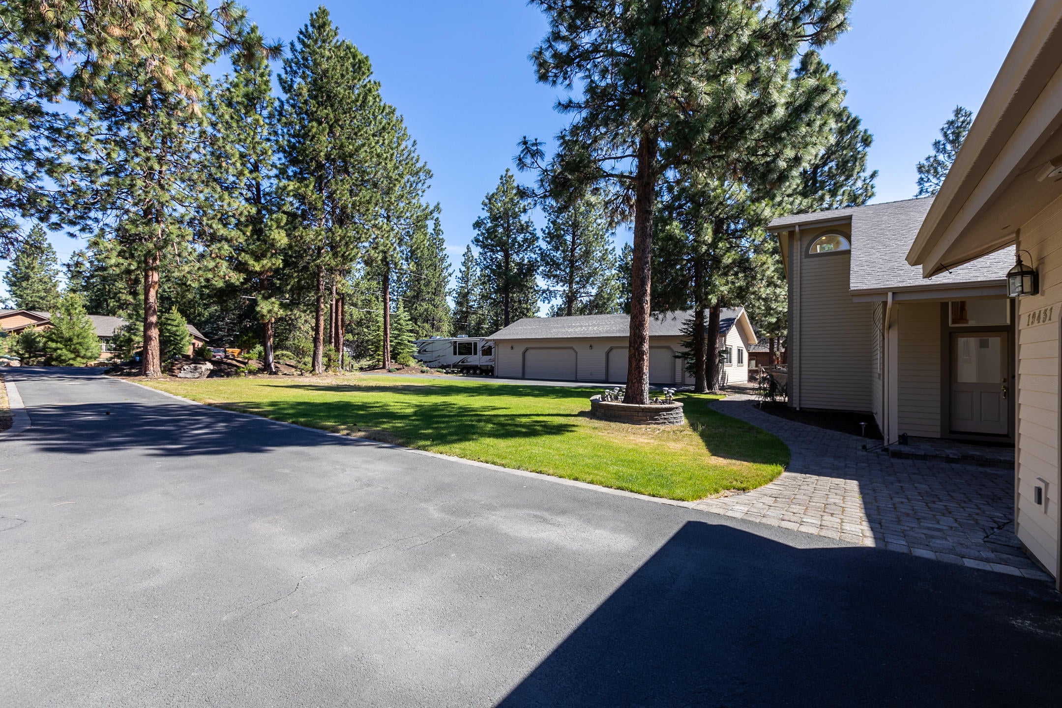 19431 West Campbell Road Bend, OR 97702 - Photo 25 of 26 2020_06_25_19431_west_campbell_rd-5