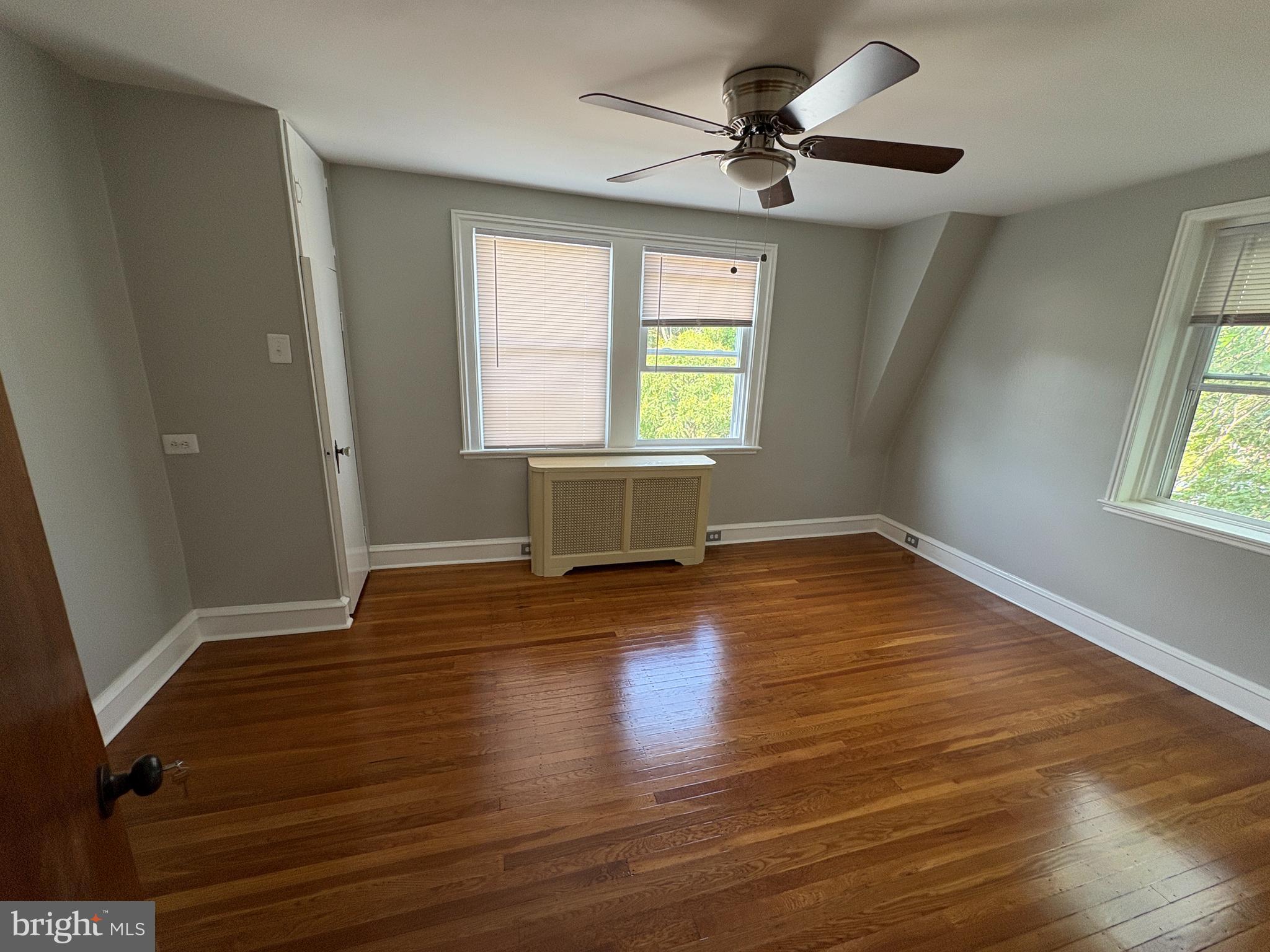 7803 Argus Road Philadelphia, PA 19150 - Photo 3 of 27