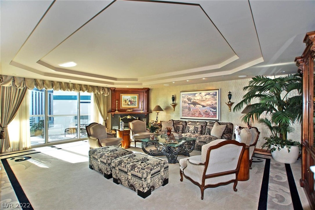 2877 Paradise Road, Unit 1101 Las Vegas, NV 89109 - Photo 6 of 25 Gallery Image 6