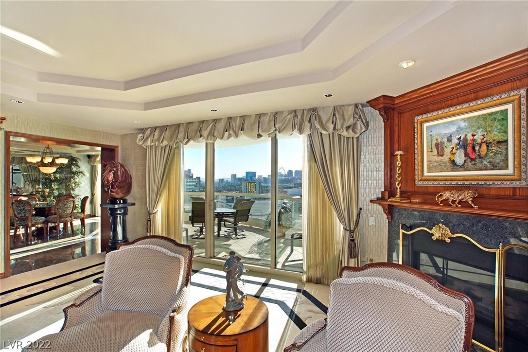 2877 Paradise Road, Unit 1101 Las Vegas, NV 89109 - Photo 7 of 25 Gallery Image 7