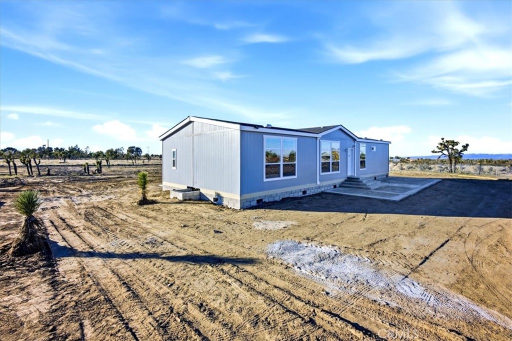 12076 Lager Road Phelan, CA 92371 - Photo 2 of 30