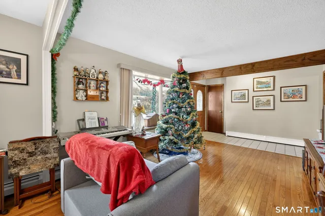 $524,900 | 41 Murielle Drive, South Windsor, CT 06074