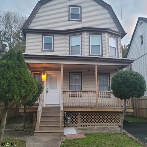 $455,000 | 133 West 3rd Avenue, Roselle, NJ 07203