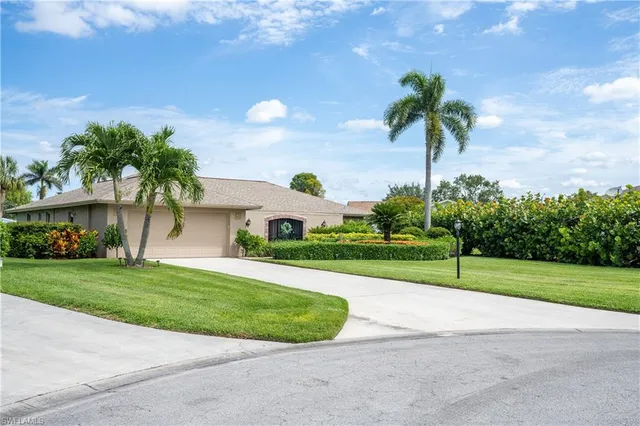 $595,000 | 108 Payne Court, Naples, FL 34112