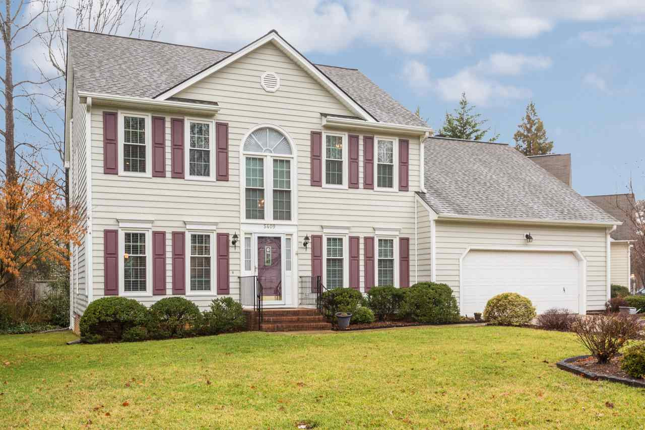 5409 Ingate Way Raleigh, NC 27613 - Photo 2 of 25 No masonite siding worries regarding painting & repair/replacement costs with this home! Siding was replaced with top of the line Alcoa Vinyl siding in 2005. It has a limited transferrable warranty and coverage up to 50 years from the installation date! Low Maintenance Vinyl Siding