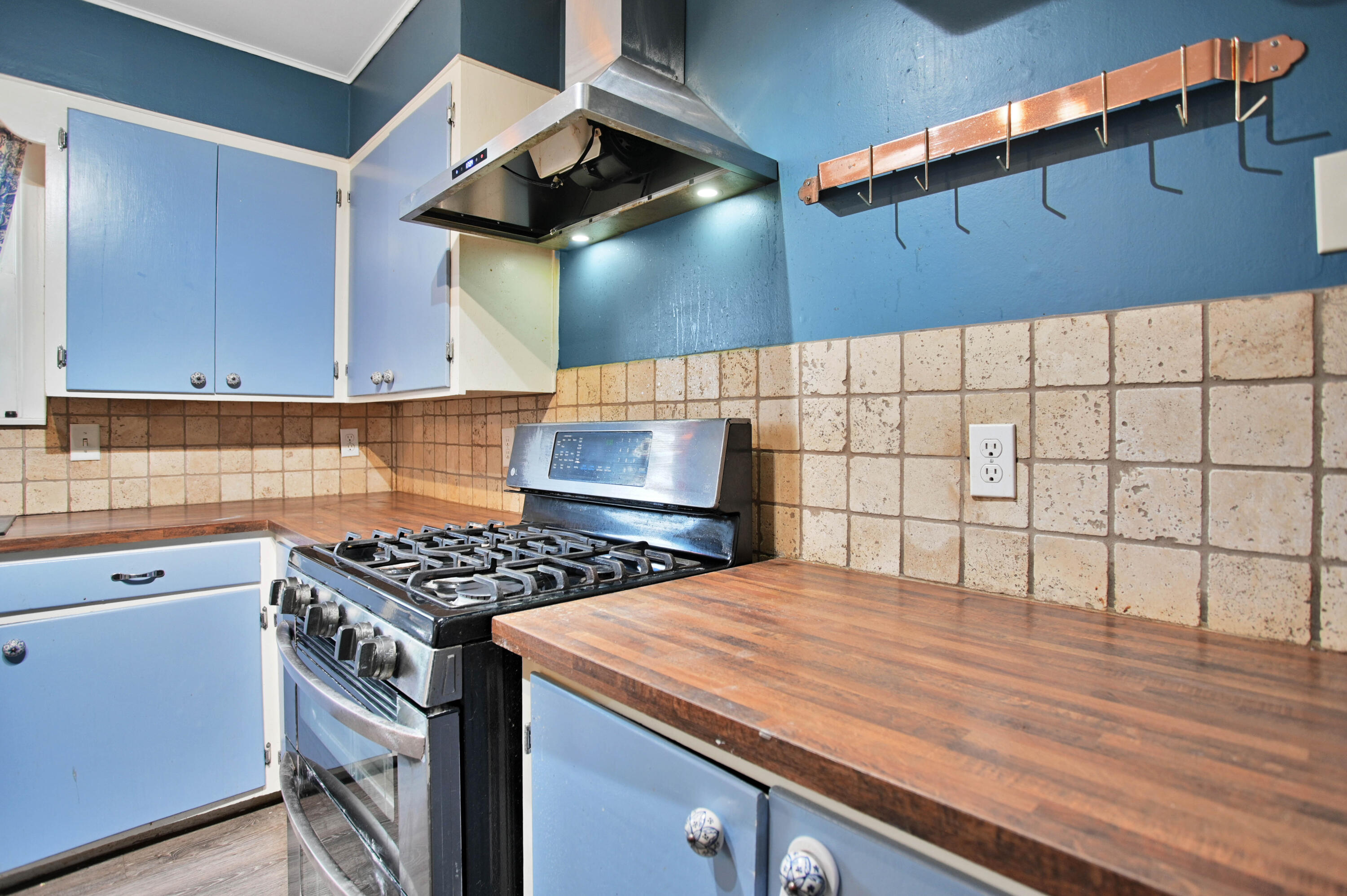 3706 37th Street Lubbock, TX 79413 - Photo 16 of 41 DSC_4206