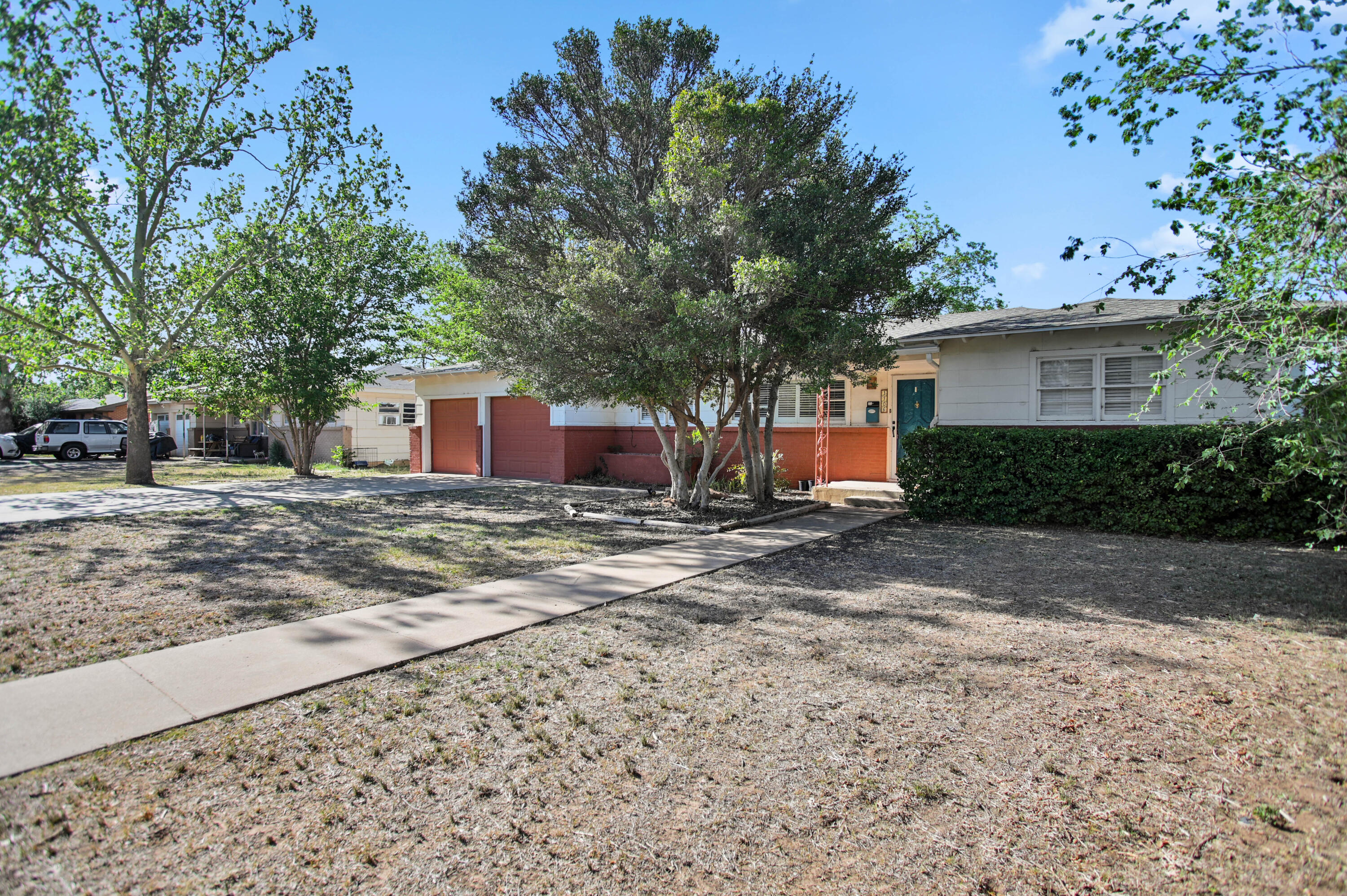 3706 37th Street Lubbock, TX 79413 - Photo 2 of 41 DSC_4221