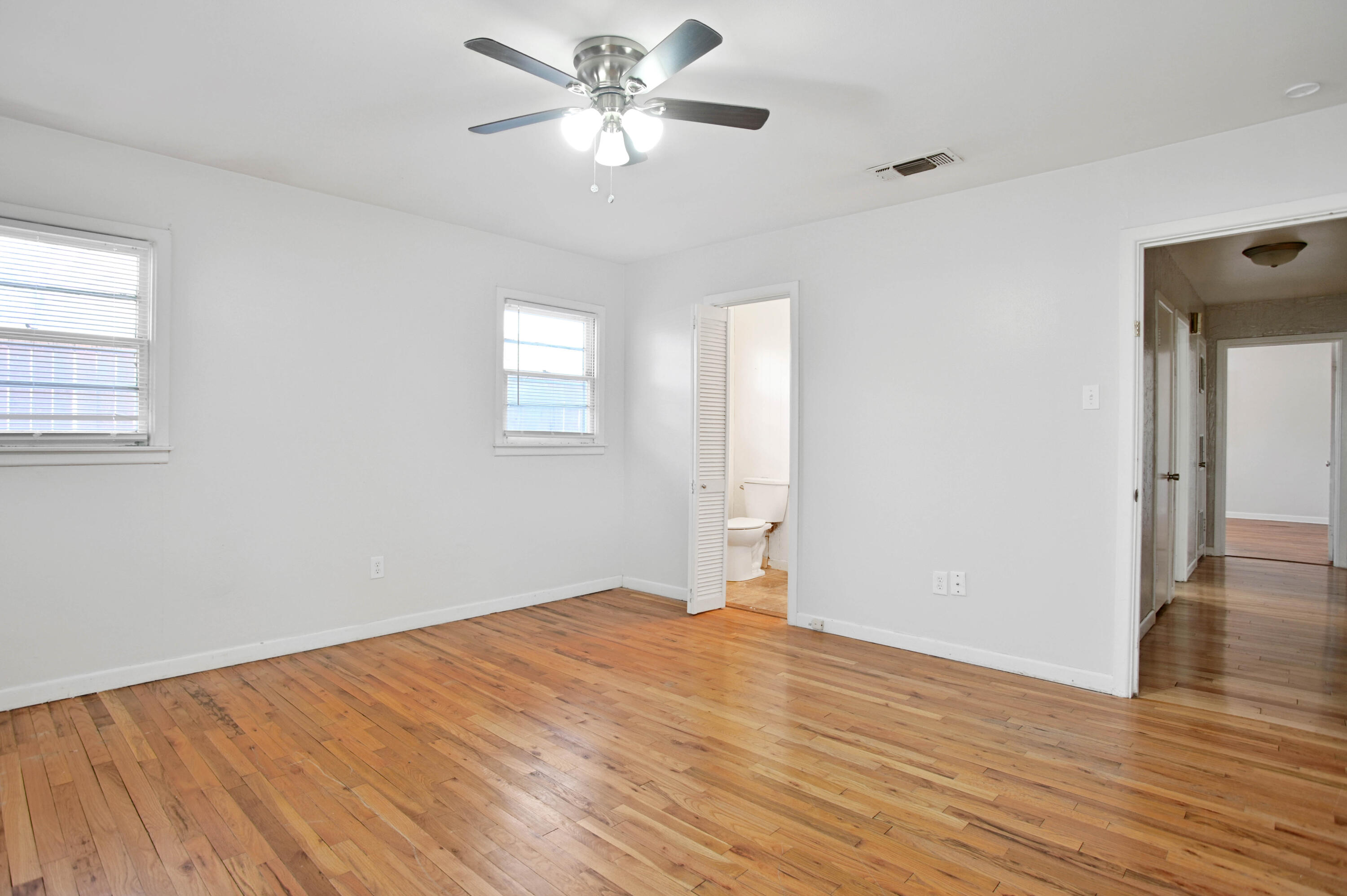 3706 37th Street Lubbock, TX 79413 - Photo 22 of 41 DSC_4189