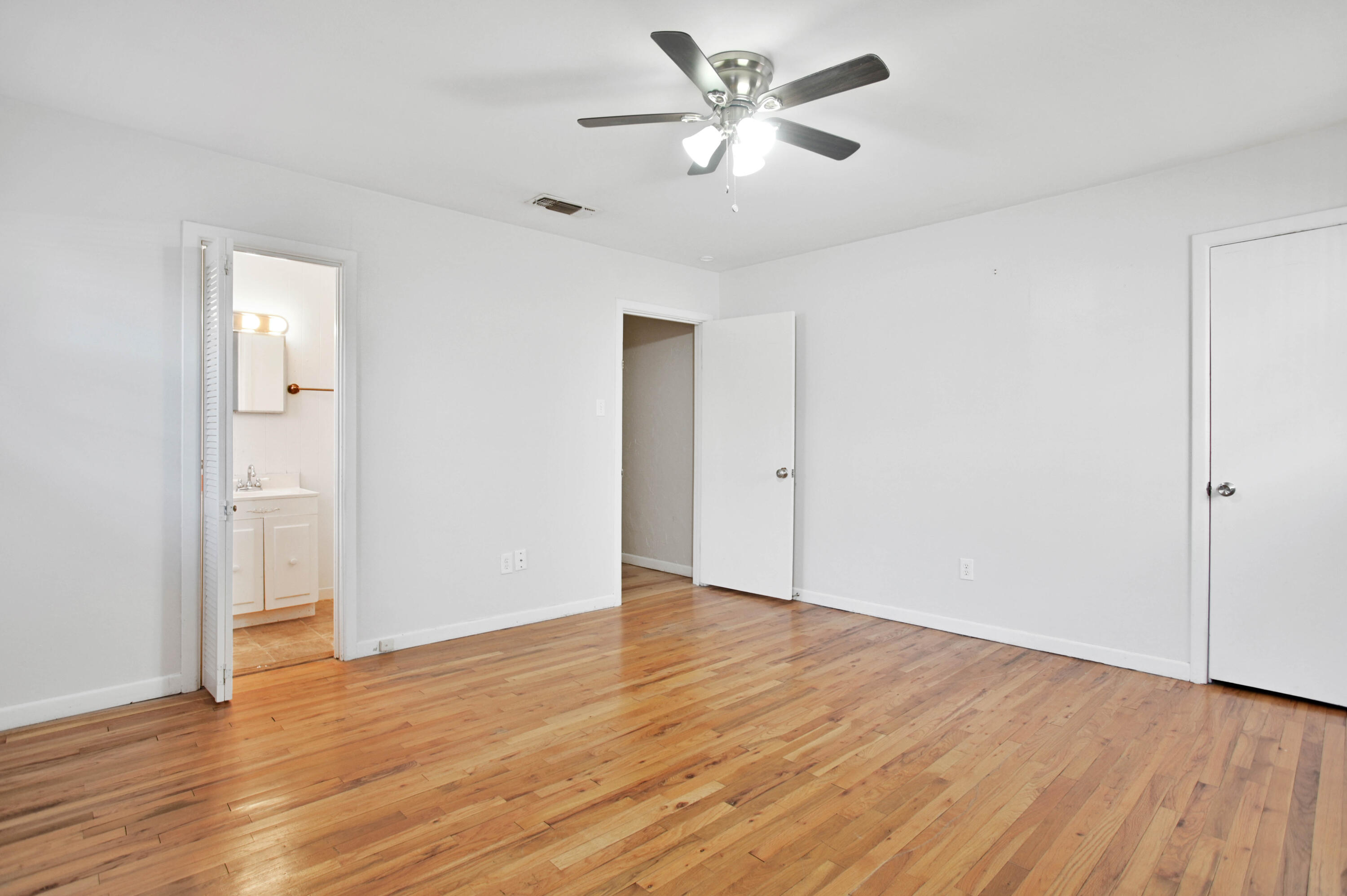 3706 37th Street Lubbock, TX 79413 - Photo 23 of 41 DSC_4190
