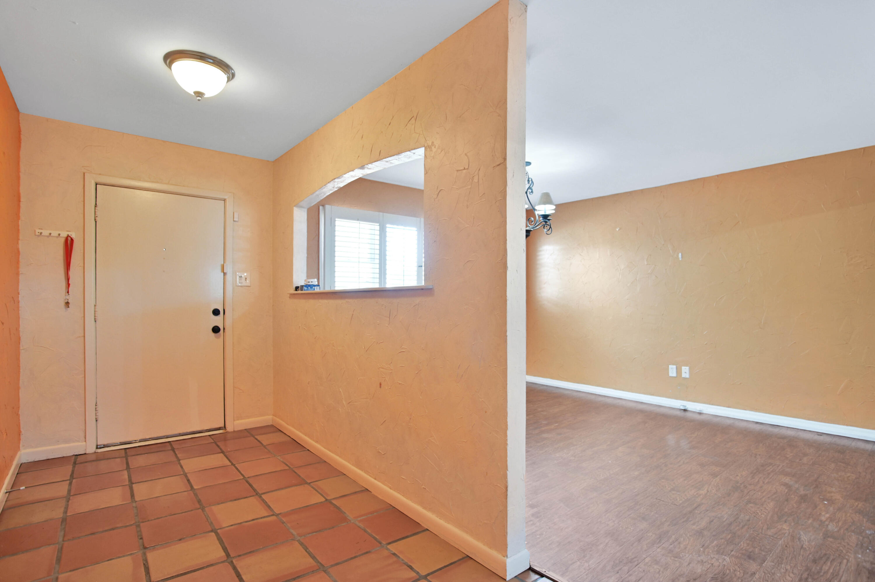 3706 37th Street Lubbock, TX 79413 - Photo 3 of 41 DSC_4179