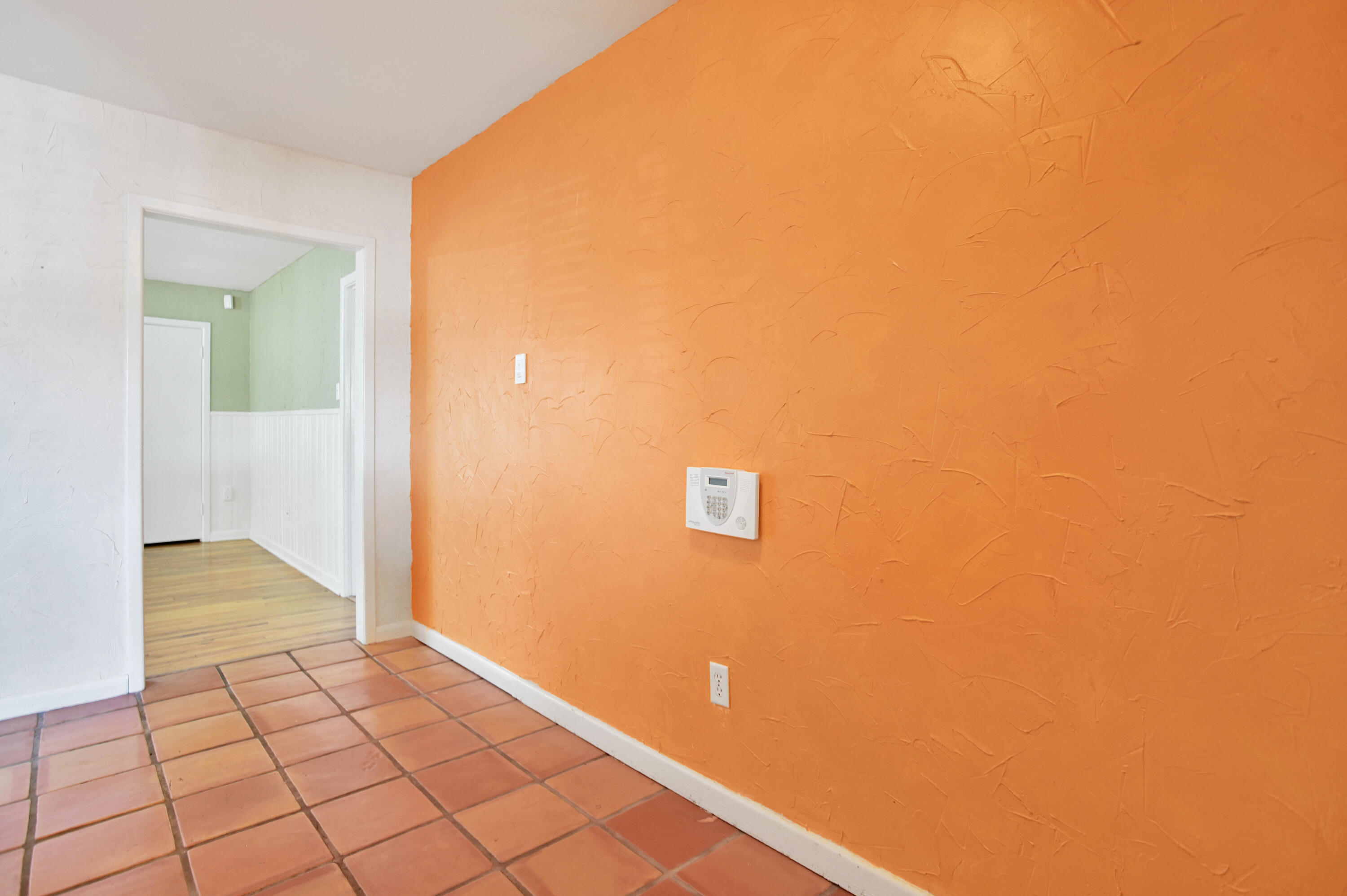 3706 37th Street Lubbock, TX 79413 - Photo 4 of 41 DSC_4178