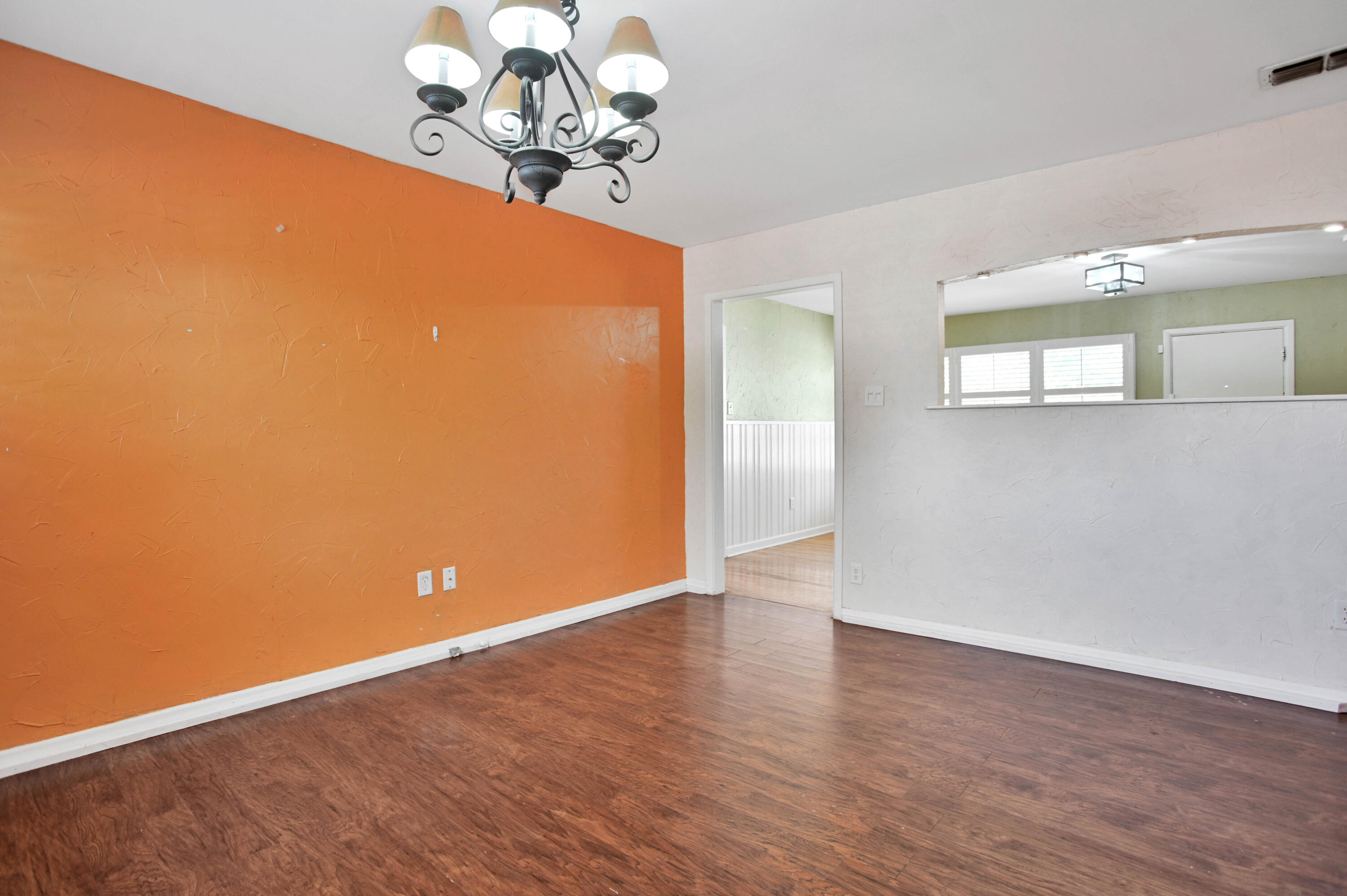 3706 37th Street Lubbock, TX 79413 - Photo 6 of 41 DSC_4181