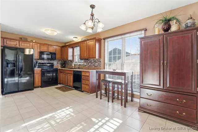 $339,900 | 11901 Columbus Parkway, Sellersburg, IN 47172