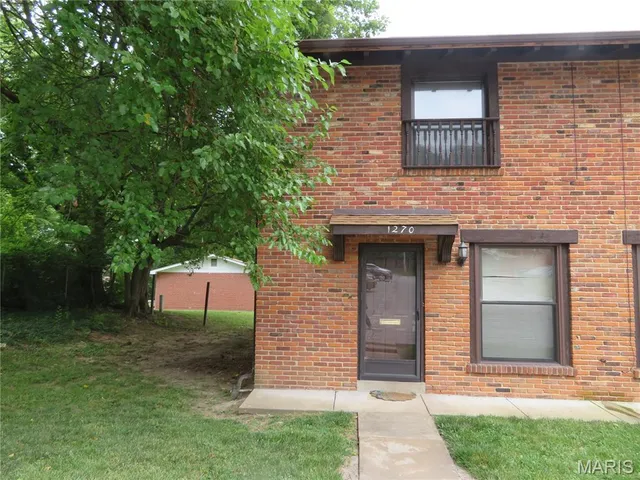 $1,380 | 1270 North And South Road, St. Louis, MO 63130