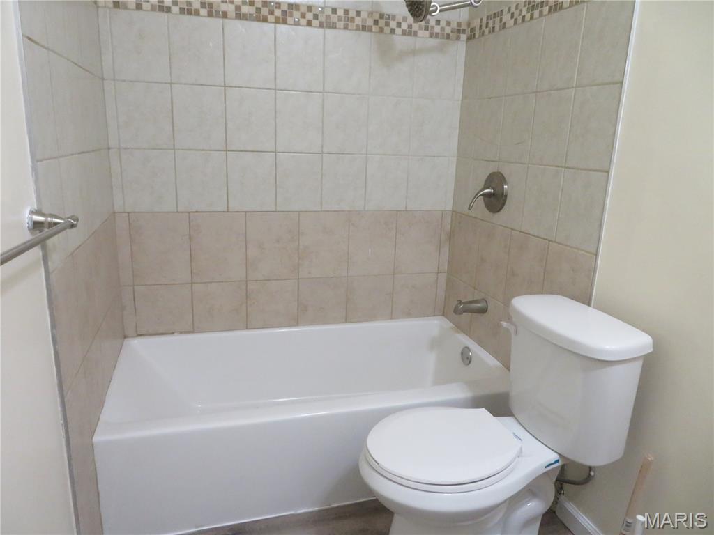 1270 North And South Road St. Louis, MO 63130 - Photo 11 of 15