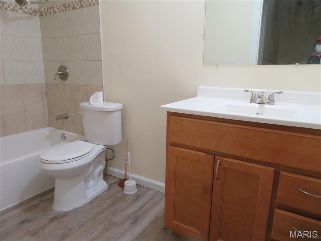 1270 North And South Road St. Louis, MO 63130 - Photo 10 of 15