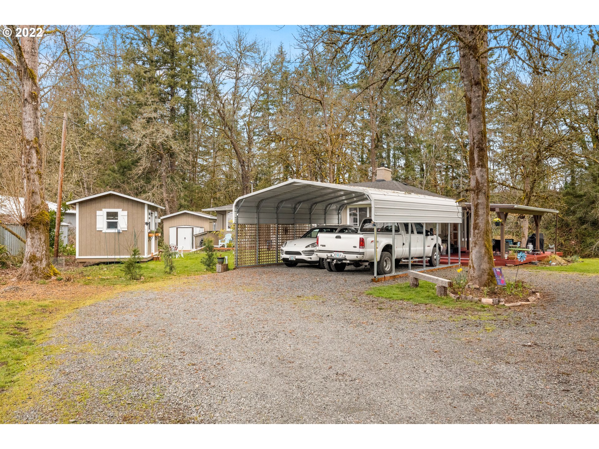 15714 South Windy City Road Mulino, OR 97042 - Photo 28 of 32 Carport