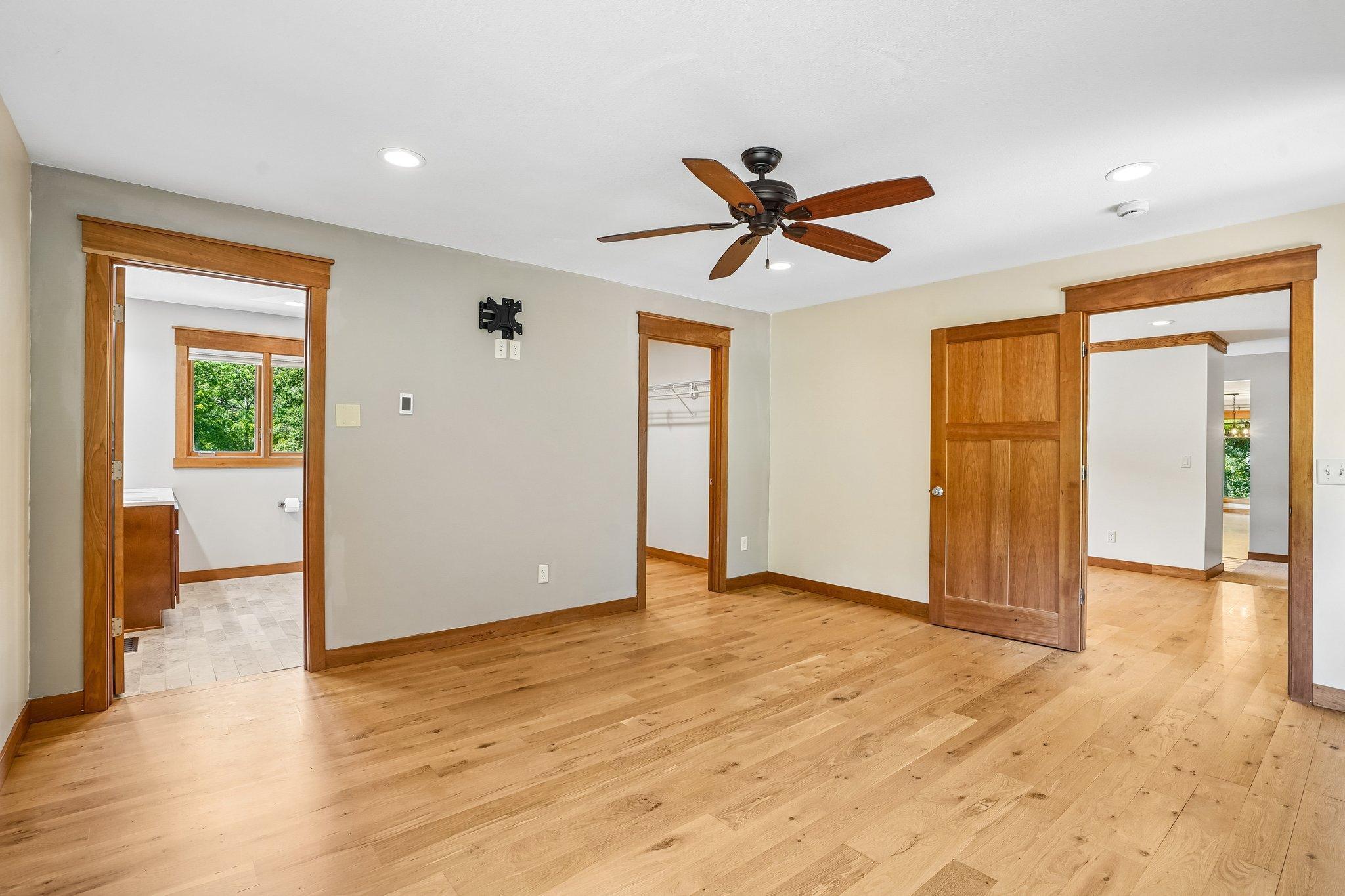325 Townsvalley Road River Falls, WI 54022 - Photo 41 of 97