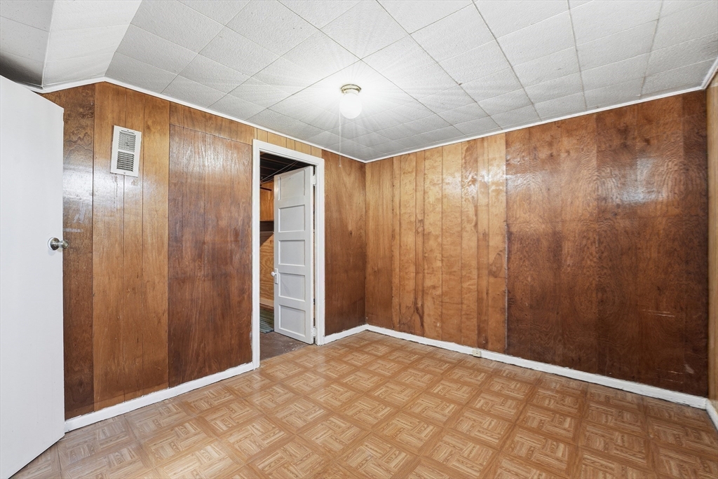 744 Bradley Road Springfield, MA 01109 - Photo 27 of 41 a view of an empty room