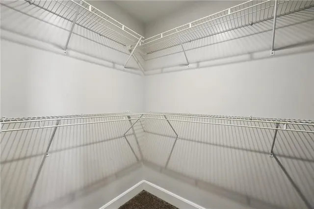 $144,500 | 2980 Baltimore Avenue, Unit 2101, Kansas City, MO 64108