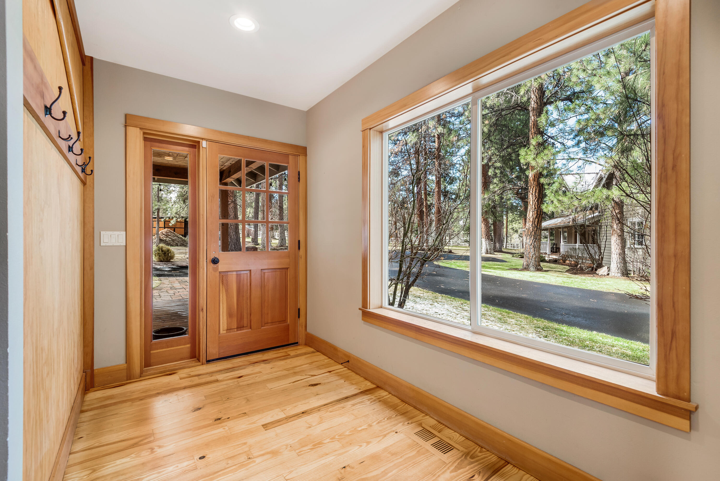 69550 Deer Ridge Road Sisters, OR 97759 - Photo 55 of 69 50