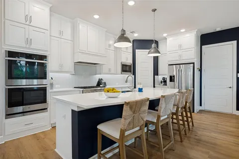 $799,900 | 9175 Rock Daisy Court, Dallas, TX 75231