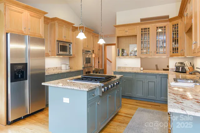 $1,175,000 | 56 Devonshire Drive, Mills River, NC 28759