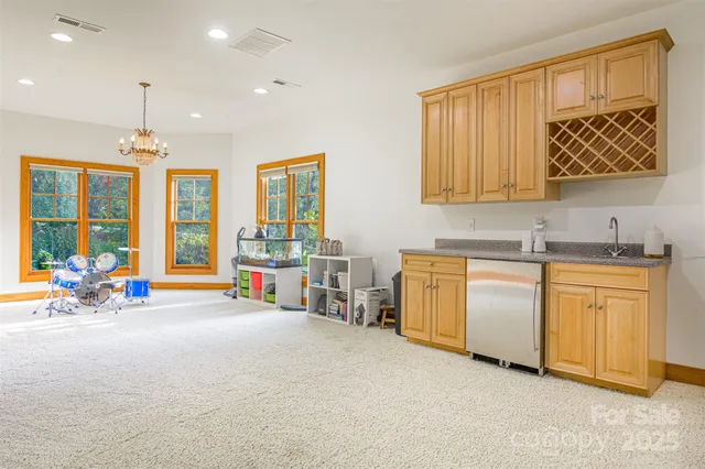 $1,175,000 | 56 Devonshire Drive, Mills River, NC 28759