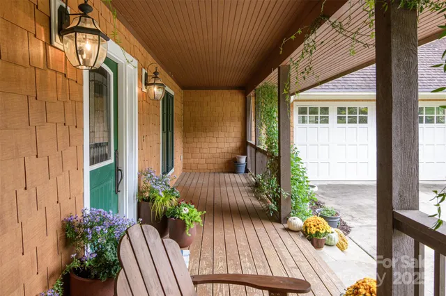 $1,175,000 | 56 Devonshire Drive, Mills River, NC 28759