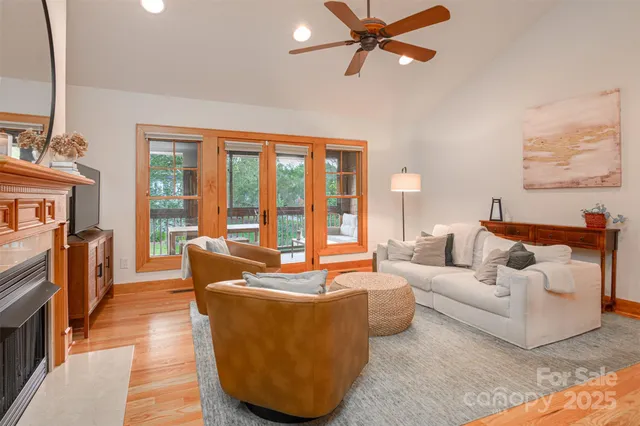 $1,175,000 | 56 Devonshire Drive, Mills River, NC 28759