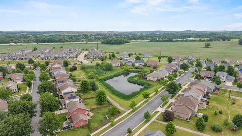 $500,000 | 6302 Pennock Lane, McFarland, WI 53558